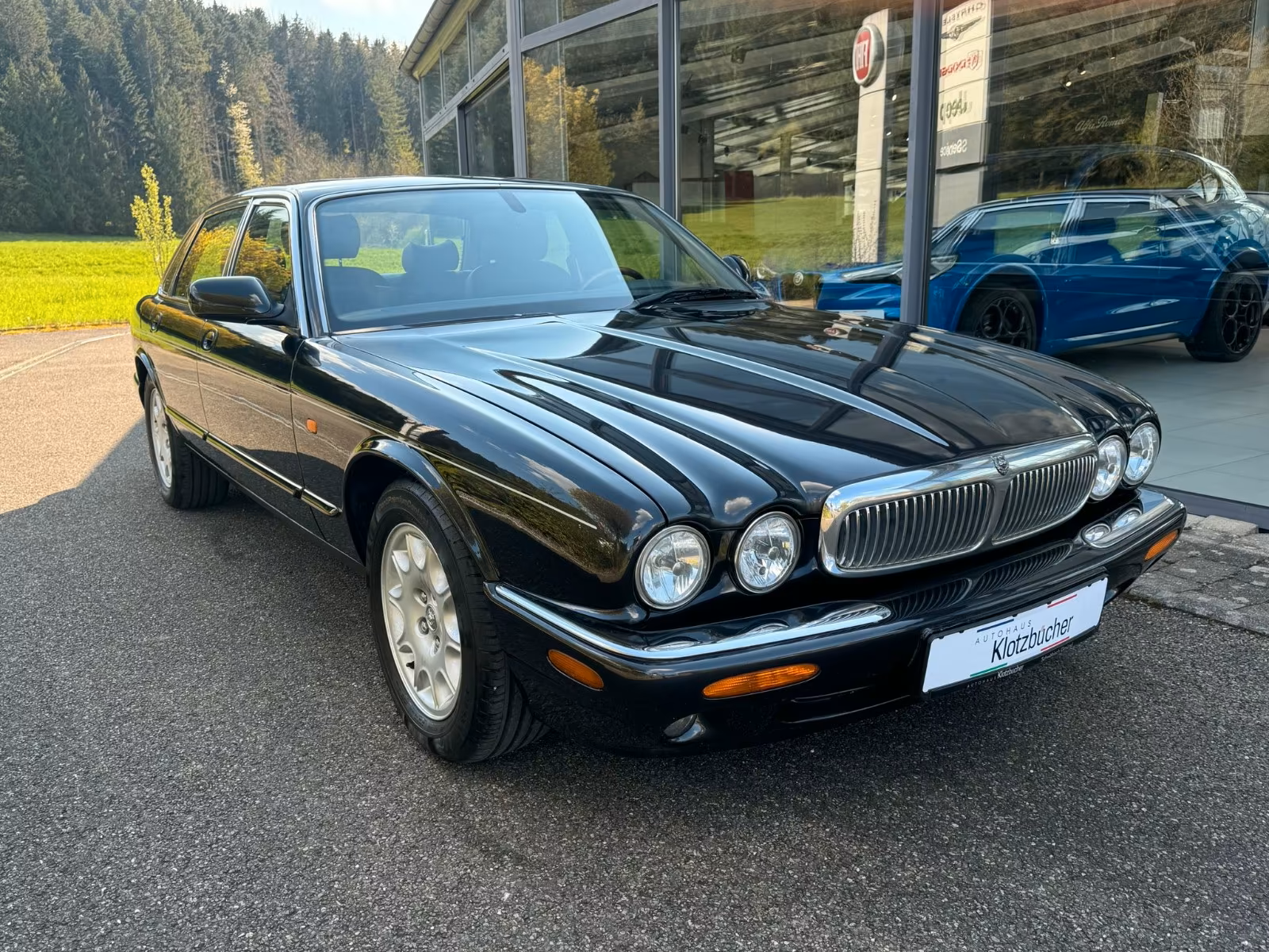 Jaguar XJ8 X308